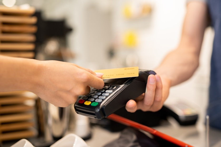 5 Ways to Improve Customer Experience with a POS Machine 3