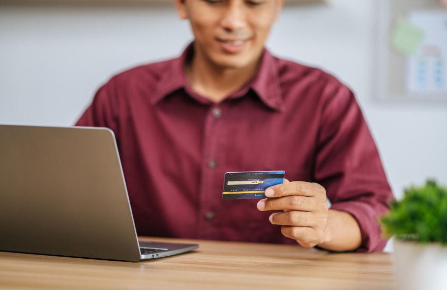Online business accepting secure credit card payments
