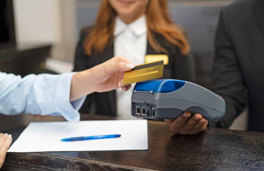 Customer making secure credit card payment transaction