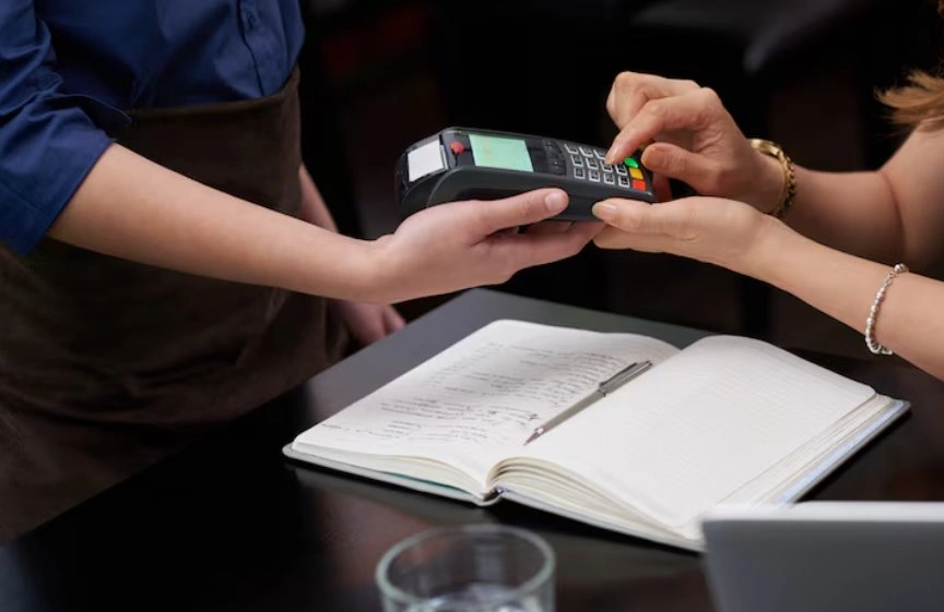 Lightspeed versus Clover POS payment system comparison