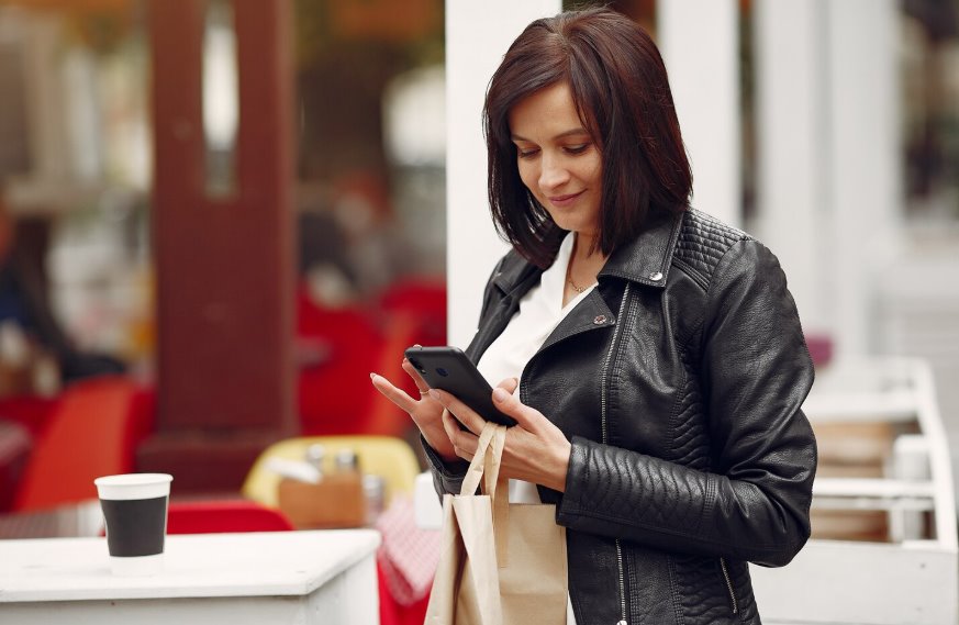 Mobile point of sale supporting modern businesses