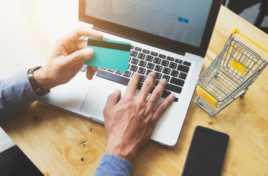 eCommerce payment integration at checkout